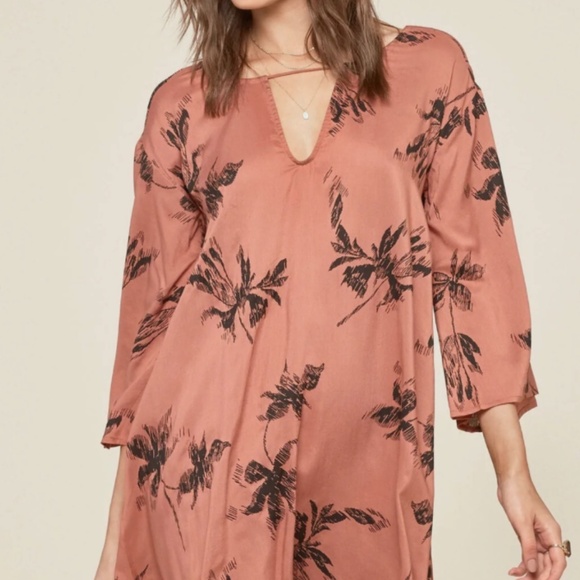 Amuse Society Jasmine Dress Size: Small - Picture 3 of 8